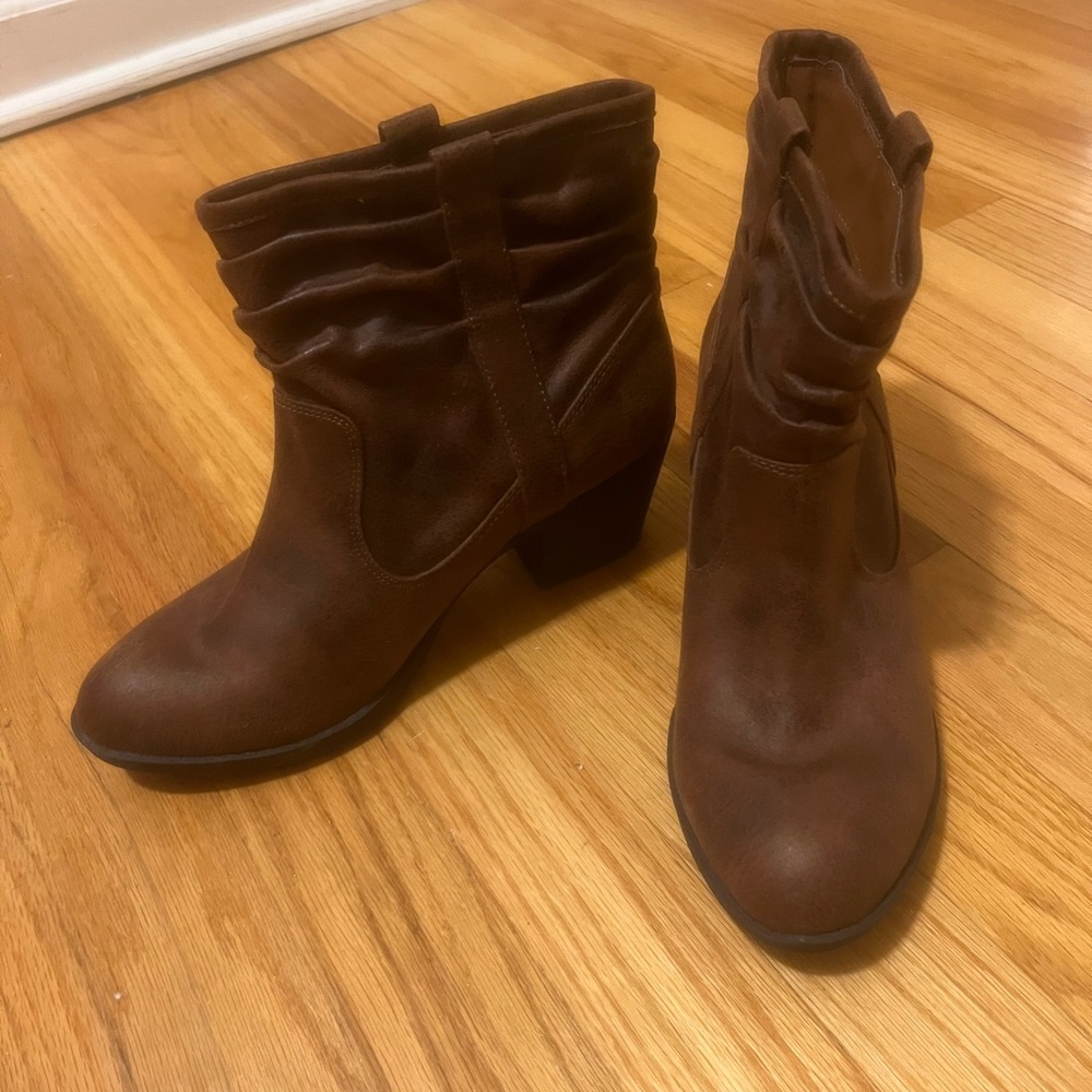 Arizona booties